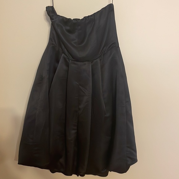 Express Design Studio LBD! - Picture 4 of 5